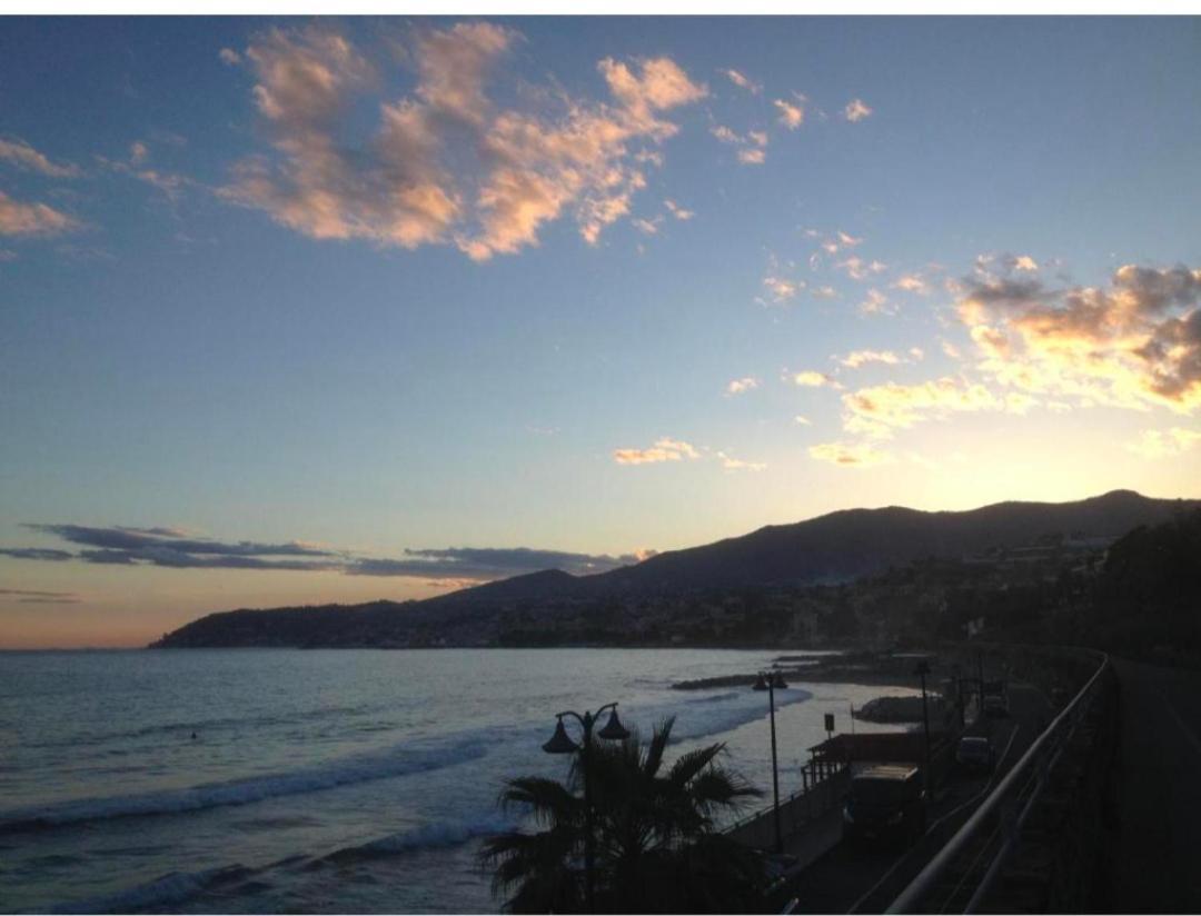 Marine Sea View Apartment Sanremo Exterior photo